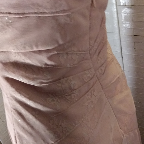 BCBGMAZARIA Gown - Picture 9 of 16